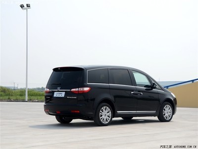 【圖解圖片_襄陽(yáng)東捷華盛汽車(chē)大7 CEO圖片】-汽車(chē)之家